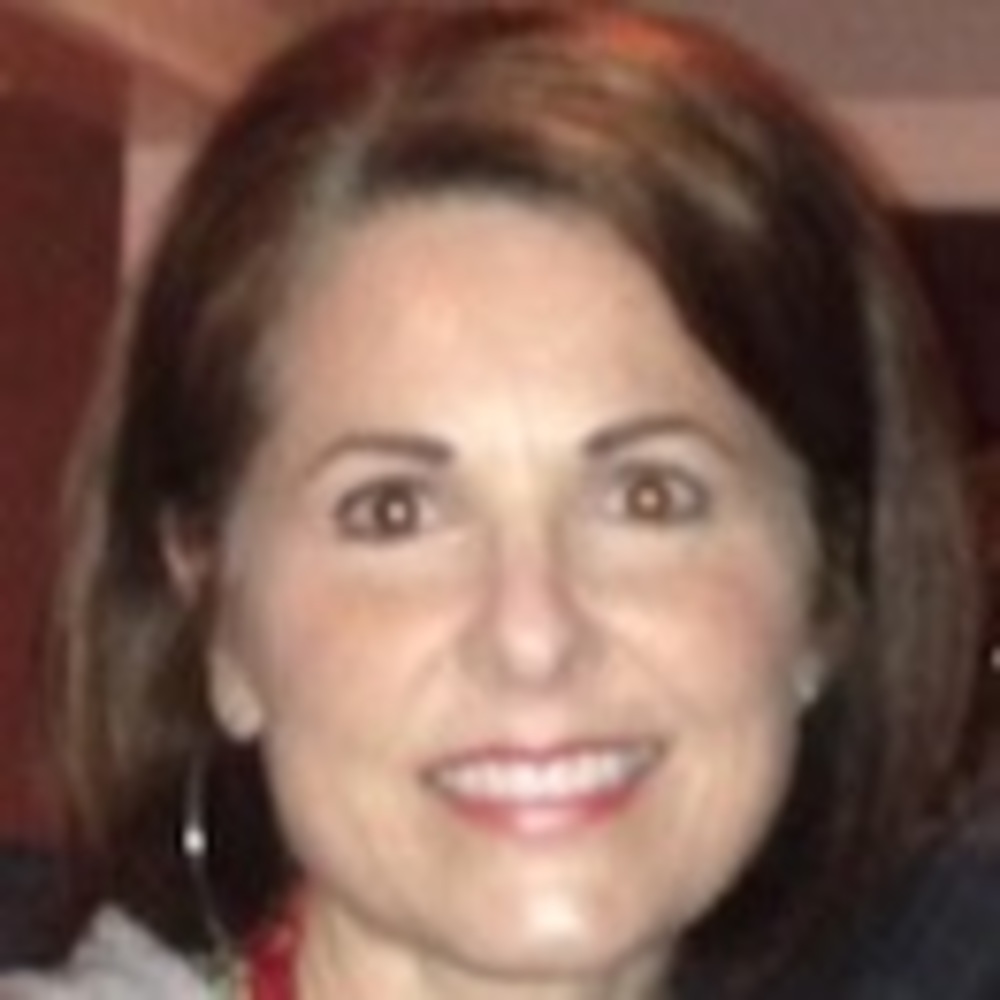 Meet your Posher, Courtney